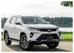 Toyota tưng bừng khuyến mại khủng dịp cuối năm