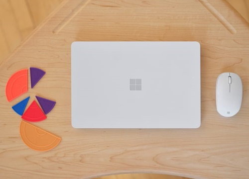 Microsoft ra mắt Surface Laptop SE: Giá siêu rẻ chỉ 249 USD, cạnh tranh trực tiếp với Chromebook