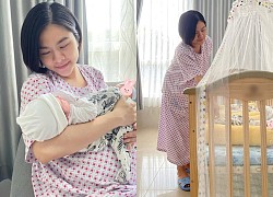 Vân Trang sinh mổ, đón chào 2 công chúa sau nhiều ngày mong đợi