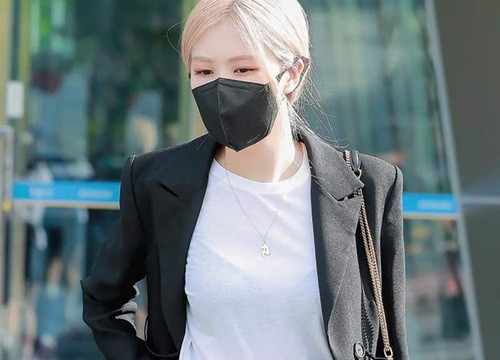 "Nghiện" blazer nhất Black Pink, Rosé có cả loạt cách mix để style không bao giờ bị nhàm chán