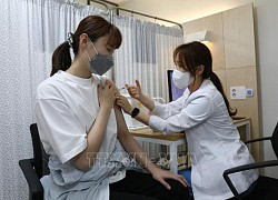 Hàn Quốc ra mắt ủy ban độc lập đánh giá an toàn vaccine ngừa COVID-19