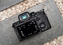 Trên tay và trải nghiệm nhanh Sony A7 IV: Nhiều cải tiến hấp dẫn từ trong ra ngoài, giá bán tại Việt Nam gần 60 triệu đồng