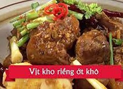 Vịt kho riềng ớt khô