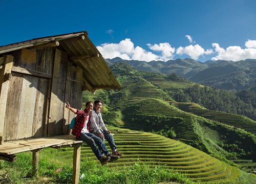 Đồng hành cùng nhau suốt 7 năm với hơn 100 chuyến đi tình bạn của 2 chàng trai trẻ khiến cộng đồng mạng ngưỡng mộ