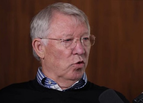 Sir Alex Ferguson nổi điên vì siêu sao MU mang áo Man City