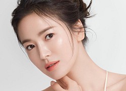 Song Hye Kyo hé lộ bí kíp đặc biệt để 40 tuổi da vẫn căng bóng hoàn hảo, netizen lại bất ngờ phẫn nộ đến mức nổ ra tranh cãi?