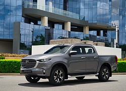 Bảng giá xe Mazda tháng 11: Mazda BT-50 được ưu đãi 100% lệ phí trước bạ