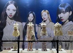 Có 1 girlgroup Kpop khiến netizen sốc nặng vì quá gầy, mặc vừa trang phục cỡ... trẻ em lên sân khấu