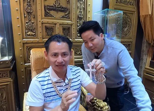 Giá coin của Johnny Dang lao dốc không phanh