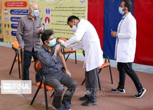 Hơn một nửa dân số Iran đã được tiêm đầy đủ vaccine