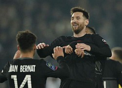 Messi lần đầu ghi bàn tại Ligue 1, PSG thắng Nantes trong thế thiếu người