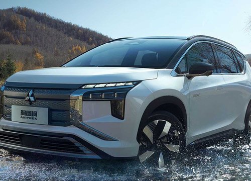 Ra mắt Mitsubishi Airtrek - SUV to ngang Outlander, nội thất như xe tương lai, sạc một lần đi 520 km