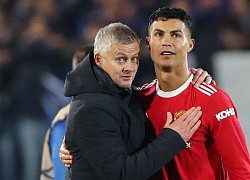 Solskjaer họp với Ronaldo để thay đổi chiến thuật của MU