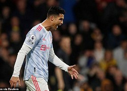 C.Ronaldo có phải vấn đề khiến HLV Solskjaer "bay ghế"?