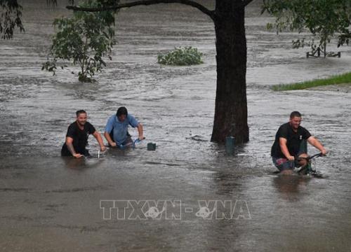 Australia chìm trong mưa lũ do hiện tượng La Nina