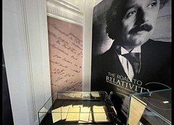 Hé lộ bản nghiên cứu viết tay của thiên tài Albert Einstein