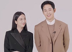 Muốn xỉu vì combo gấp đôi visual của Jisoo - Jung Hae In ở hậu trường tạp chí, nữ thần BLACKPINK có ánh mắt là lạ làm sao ấy nhỉ?