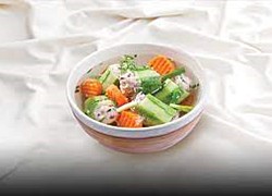 Salad dồi quẩy