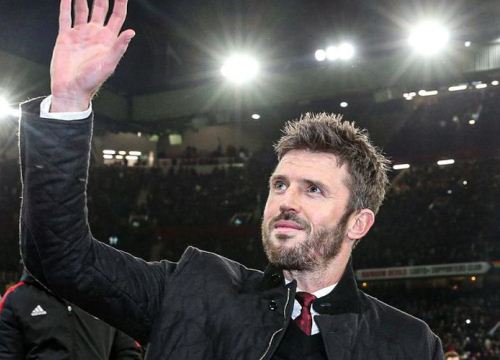 Carrick bất ngờ rời MU sau chiến thắng Arsenal