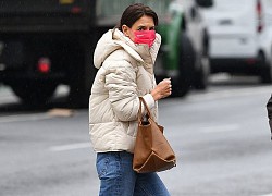 Katie Holmes cô đơn ra phố trong tiết trời giá lạnh vào những ngày cuối năm