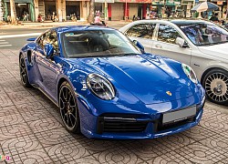 Cận cảnh Porsche 911 Turbo S màu lạ tại TP.HCM