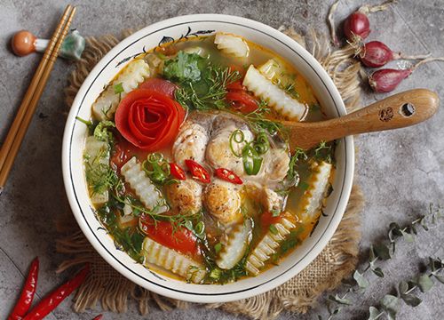 Canh cá nấu su hào ngọt ấm ngày lạnh