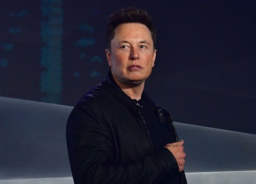 Dân mạng Trung Quốc 'ném đá' dự án vệ tinh của Elon Musk