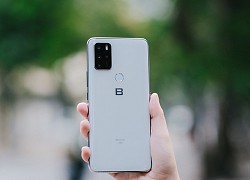 Được trợ giá từ tiền túi của CEO Nguyễn Tử Quảng, người chốt mua Bphone trên livestream bán hàng của BKAV vẫn bị hớ