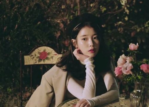 IU tung ca khúc mới tưởng nhớ người bạn quá cố Sulli, fan nghẹn ngào đưa bài hát thẳng tiến All-kill