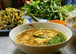 Món bún cá Num-bo-chóc mê hoặc thực khách