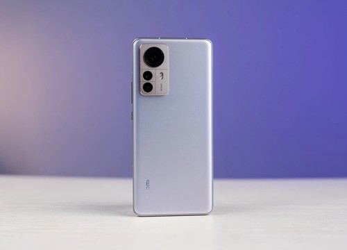 Xiaomi 12 series ra mắt: Thiết kế mới, Snapdragon 8 Gen 1, không còn camera 108MP, sạc nhanh 120W, giá từ 11.5 triệu đồng