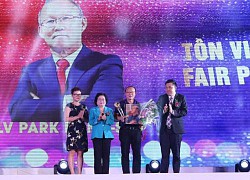 Thầy trò Park Hang-seo lan tỏa tinh thần Fair Play