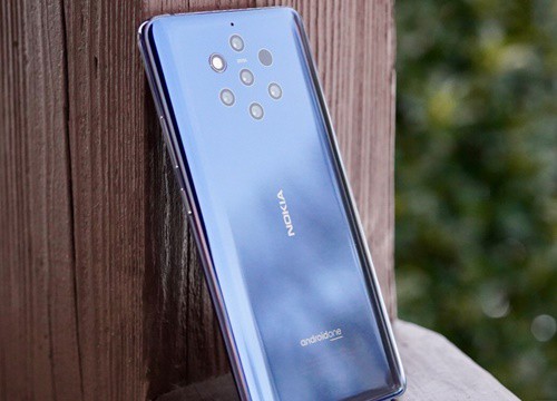 5 năm trở lại, HMD vẫn sống bám vào quá khứ của Nokia