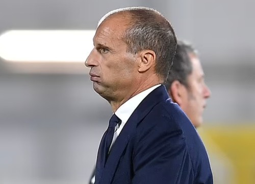 HLV Allegri lên tiếng sau vụ bảo học trò 'ngậm miệng' ở trận Juve thắng Genoa