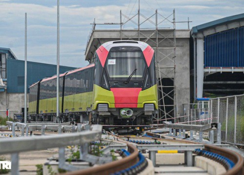 Hôm nay tàu metro Nhổn - ga Hà Nội chạy thử tốc độ tối đa