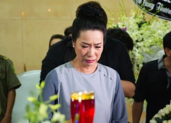 NSƯT Trịnh Kim Chi đau đớn đăng cáo phó, Vy Oanh, Bằng Kiều, Giáng My và cả showbiz xót xa chia buồn