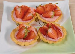 2 cách làm bánh tart dâu bằng lò nướng thơm ngon đơn giản tại nhà