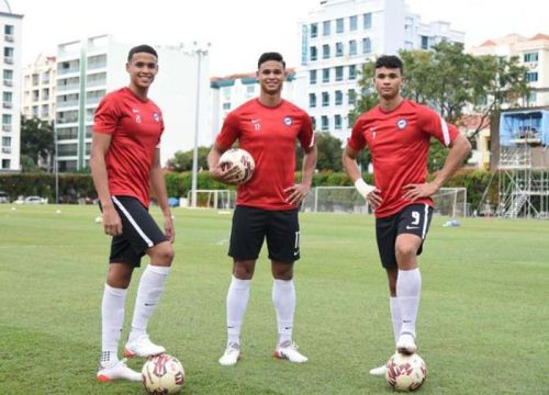 3 cậu ấm nhà Fandi Ahmad là hình mẫu tuyển Singapore