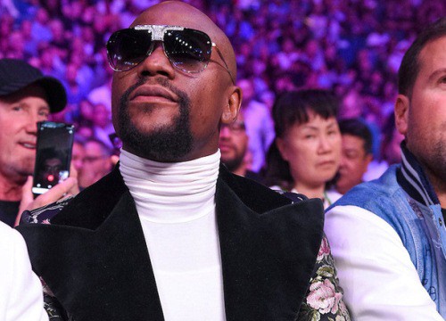 Floyd Mayweather tuyên bố nghỉ thi đấu, tập trung làm ông bầu quyền Anh