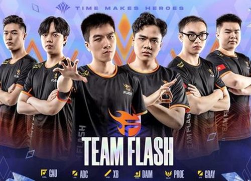 Giờ G đã điểm, Team Flash sẽ lựa chọn thế nào?