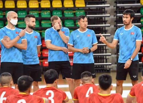 HLV Phạm Minh Giang gây bất ngờ ở đợt hội quân của ĐT Futsal Việt Nam