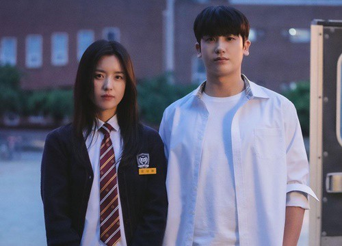 Park Hyung Sik và Han Hyo Joo thân thiết trong hậu trường 'Happiness'