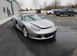 Bạn có đủ can đảm bỏ ra hơn 300.000 USD để mua lại chiếc Porsche Carrera GT 'rách rưới' này không?