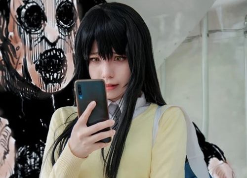 Cười trong sợ hãi với loạt ảnh cosplay Mieruko-chan chất hơn nước cất, kinh dị nhưng lại vô cùng dễ thương