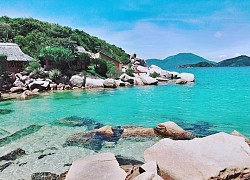 Đi tìm cảm giác hoang sơ mới mẻ tại đảo Hòn Lớn Nha Trang