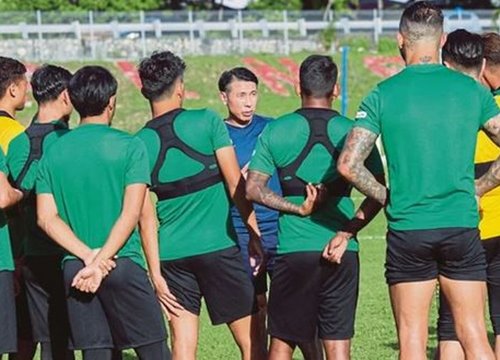 ĐT Malaysia đứng trước nguy cơ phải rút lui khỏi AFF Cup 2020, HLV Tan Chang Hoe chỉ biết cầu nguyện