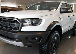 Khan hàng, Ford Ranger vẫn bán hơn 2 nghìn xe trong tháng