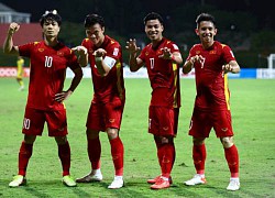 Quế Ngọc Hải gia nhập "team" HAGL khi ăn mừng tại AFF Cup 2020