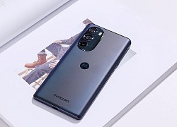 Smartphone đầu tiên trang bị chip Snapdragon 8 Gen 1 ra mắt, giá chỉ 11 triệu đồng