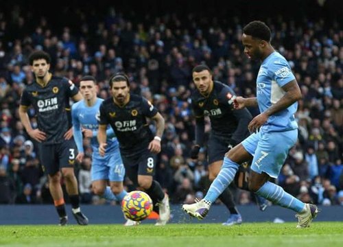 Sterling ghi bàn 100 tại Premier League, Man. City giữ vững ngôi đầu